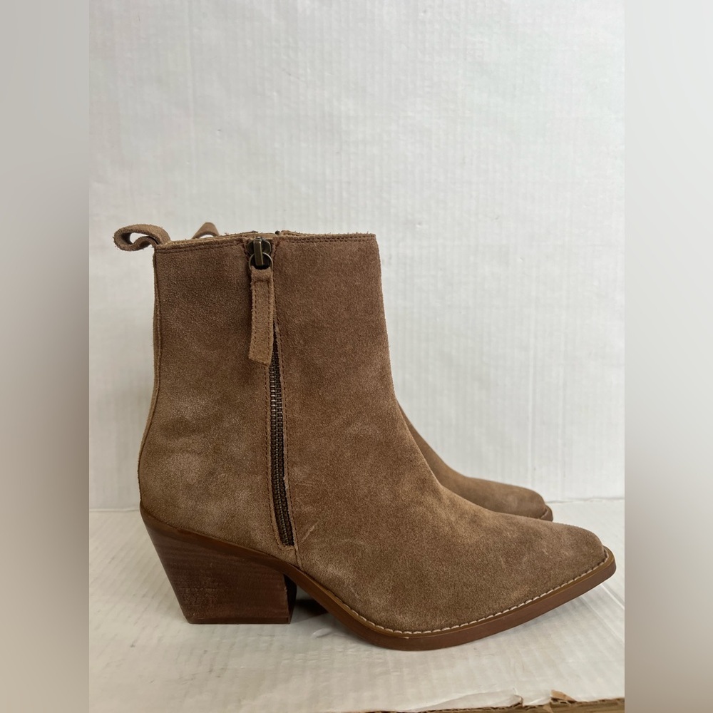 NEW HOUSE OF HARLOW 1960 Size 8 Taupe LEATHER Western Booties BLOCK HEEL